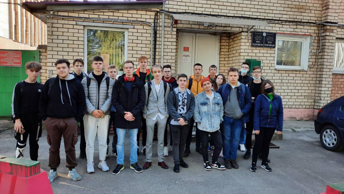 Первокурсники ПСФ посетили ОАО «Завод спецавтоматика»